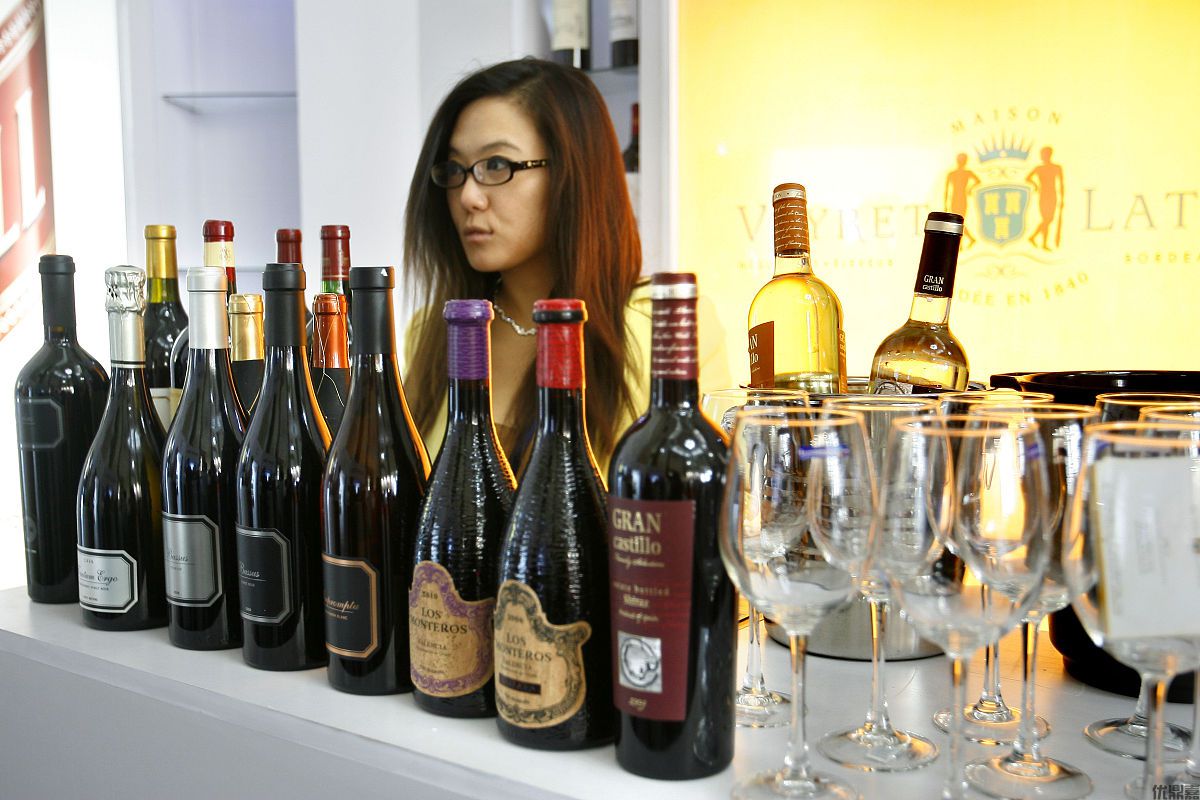 英國紅酒進口報關代理：專業優勢究竟在哪？